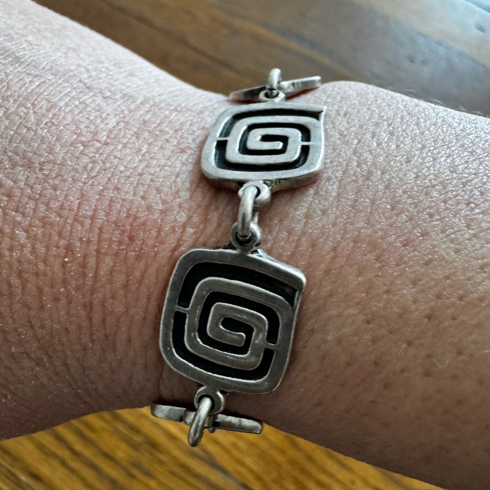 Sterling Silver Spiral Link Bracelet - Picture 2 of 6